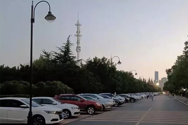 漢口江灘停車(chē)系統(tǒng)_充電樁正在規(guī)劃中(圖2) 漢口江灘停車(chē)系統(tǒng)_充電樁正在規(guī)劃中(圖2)