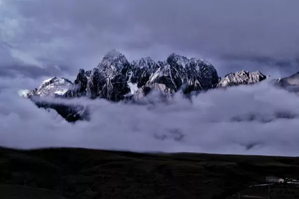 格薩爾王城City Walk路線怎么安排 格薩爾王城City Walk路線怎么安排