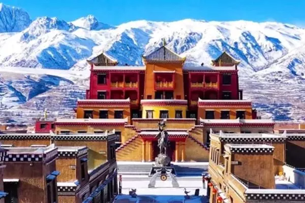 格薩爾王城City Walk路線怎么安排 格薩爾王城City Walk路線怎么安排