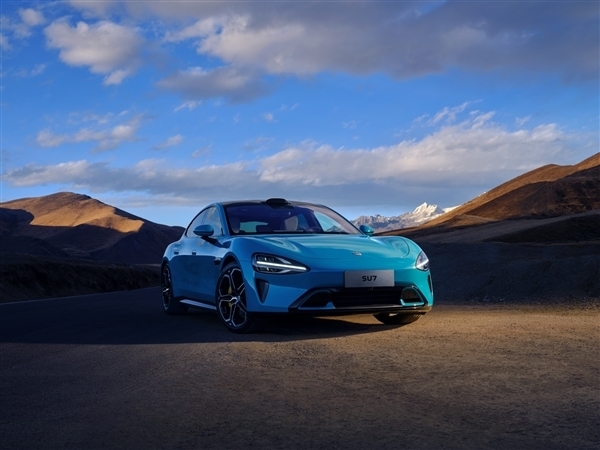 盧偉冰：小米SU7今天起在全國60家門店展示！發布會還有大量新內容