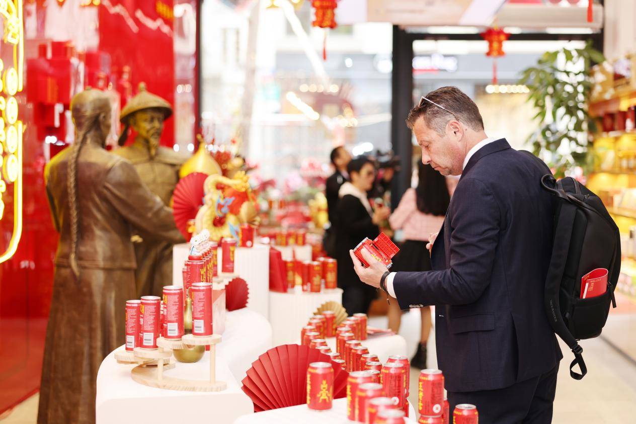 
			王老吉紐約第二家涼茶博物館開館，加快推進(jìn)國際化布局
		(圖8)