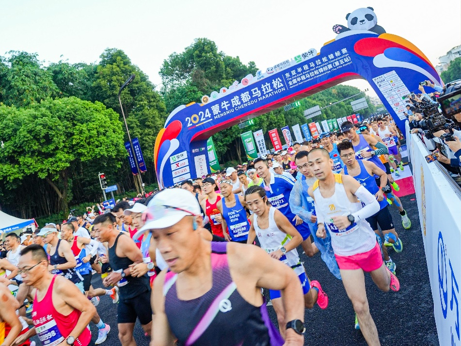 蒙牛百城馬拉松：以奔跑之姿，詮釋健康中國“新態(tài)度”(圖4)