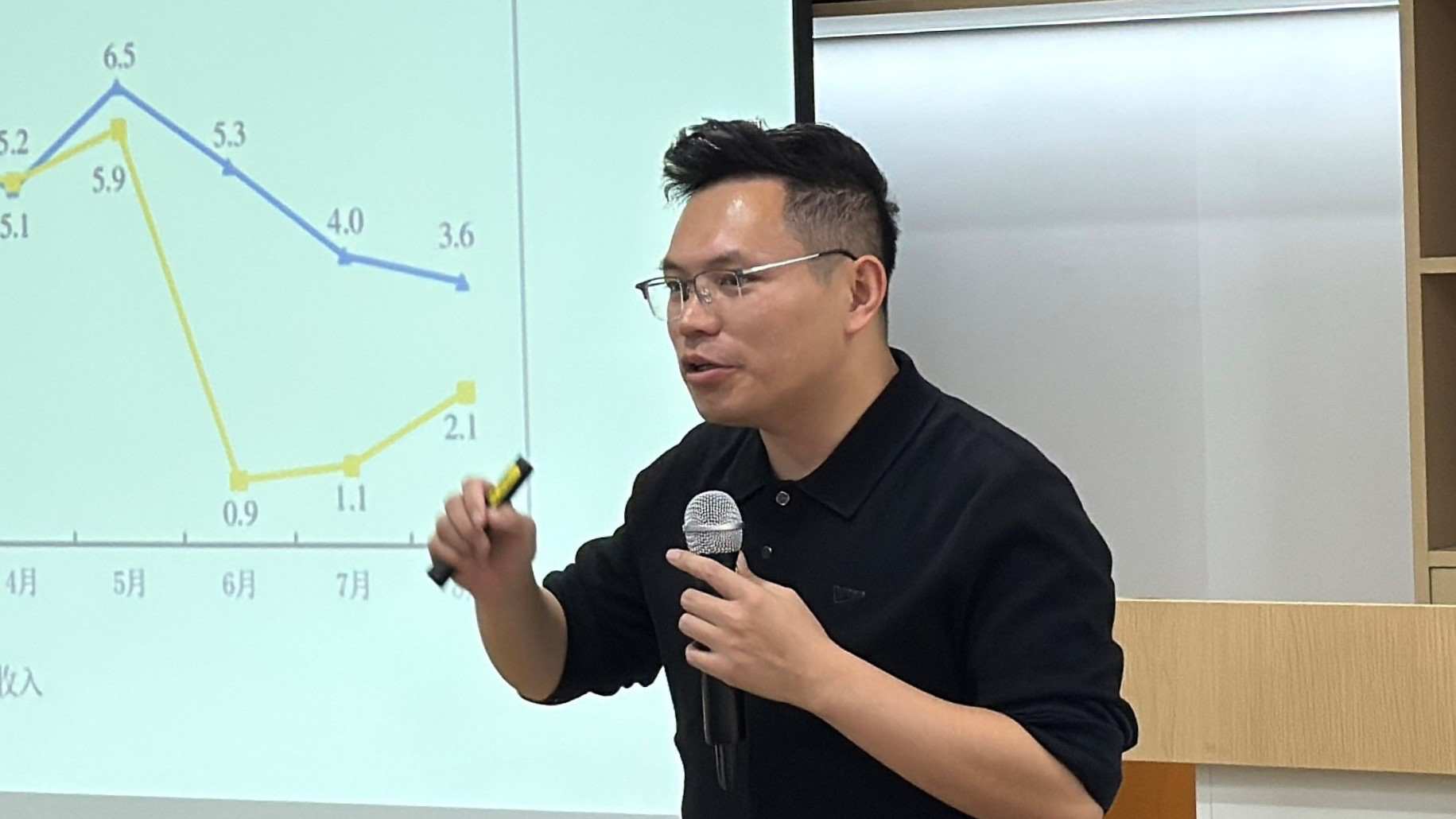 “筑夢名校,規(guī)劃未來”保研錄進(jìn)高校活動持續(xù)進(jìn)行(圖2) “筑夢名校,規(guī)劃未來”保研錄進(jìn)高校活動持續(xù)進(jìn)行(圖2)