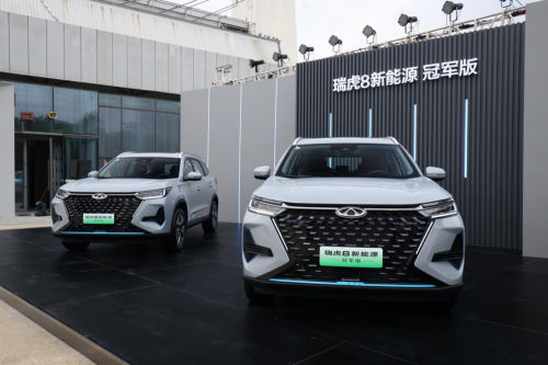 深藍(lán)S7vs零跑C11，誰是消費(fèi)者心中純電驅(qū)動(dòng)首選？