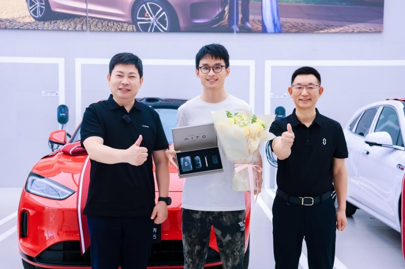比亞迪新能源汽車矩陣挺進(jìn)中東，三款新品在阿聯(lián)酋迪拜盛大發(fā)布